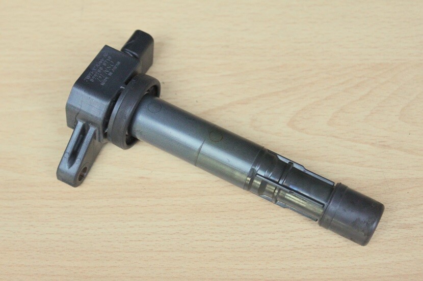 IGNITION COIL PACK Jaguar XK8 / XJ8 / XKR / XJR / XF / SType (2W93