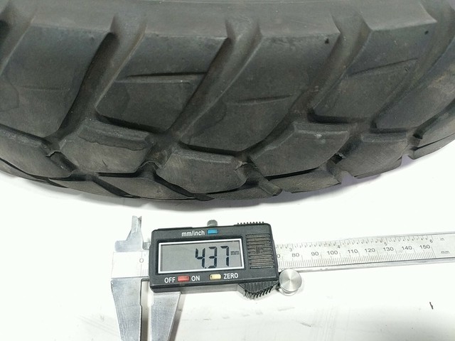 f650gs tyre size