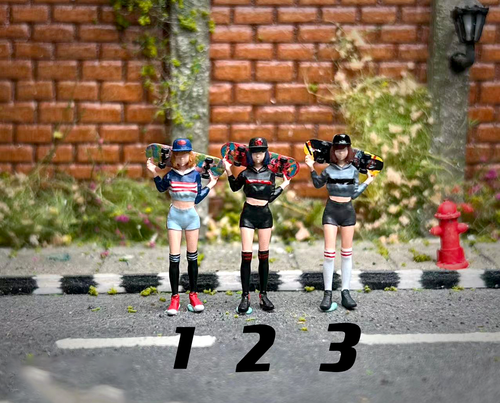 1/64 figure skateboard girls fit 1:64 street car stand - 第 1/2 張圖片