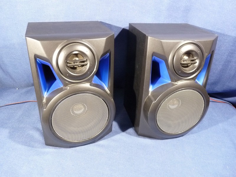 SHARP CP-XP3300 SPEAKERS..(TWO)