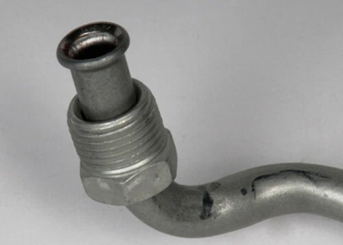 Tubo enfriador de aceite de transmisión automática inferior ACDelco GM equipo original Foto 2 de 3