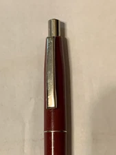 RED H R BLOCK MANTENO ILL Advertising Ballpoint Pen NO INK