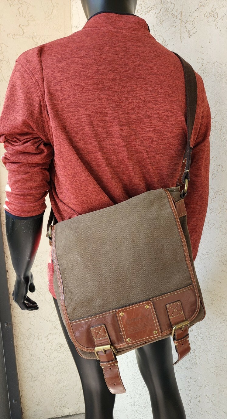 fossil messenger bag
