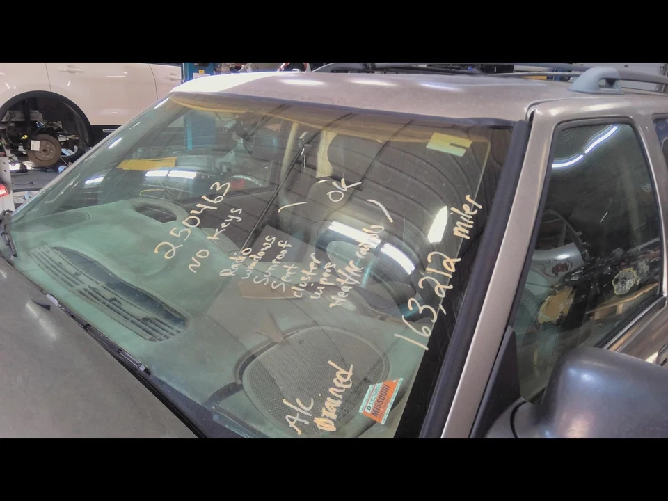 Used Differential Carrier Assembly fits: 1998 Chevrolet Blazer s10/jimmy s15 Fro Foto 3 de 4