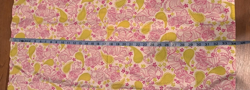 Mantel de tela para gato Lily Pulitzer Black Jack aprox 34"x33" Foto 2 de 4