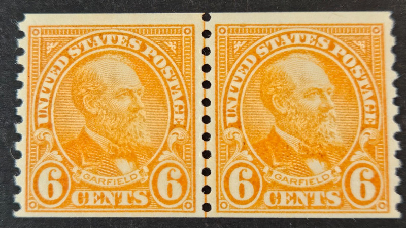 US Stamp Sc 723 (MNH), Garfiels Join Line Pair, F/VF CV$82.50 (F12)