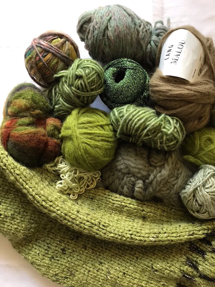 Wollreste Grün-Töne Lang Yarns, Lana Grossa, Debbie Bliss 650 Gramm - Bild 3 von 4