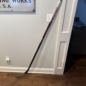 Bauer Vapor Hyperlite 77 Flex BGP2B Hockey Stick Left Hand