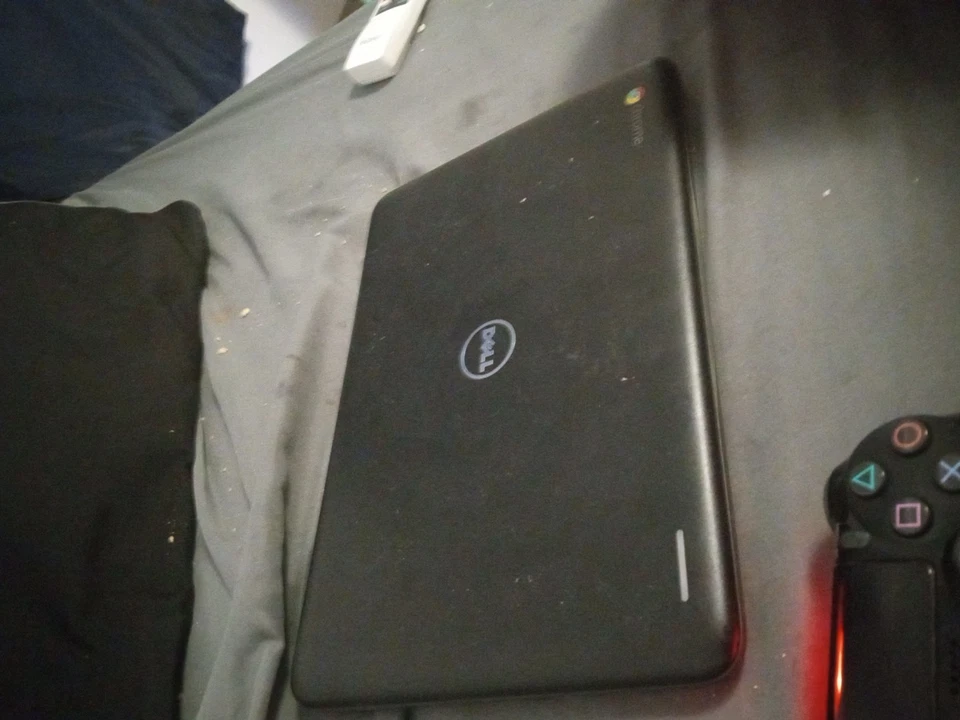 Computadora portátil Dell 11 Latitude 3190 intel N5000 4 GB RAM 128 GB SSD Windows 10 PC cámara web Foto 2 de 4