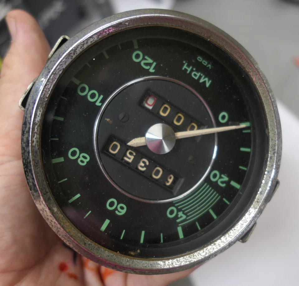 保时捷 356 VDO 120MPH 速度表 - 日期 1/59 — 第 4/4 张图片