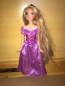 Tangled Rapunzel Doll 2007 Disney Purple Dress Long Hair Ebay