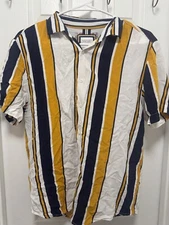 Cactus Man Ricky Singh Small Vertical Stripes Casual Short Sleeve Button Down