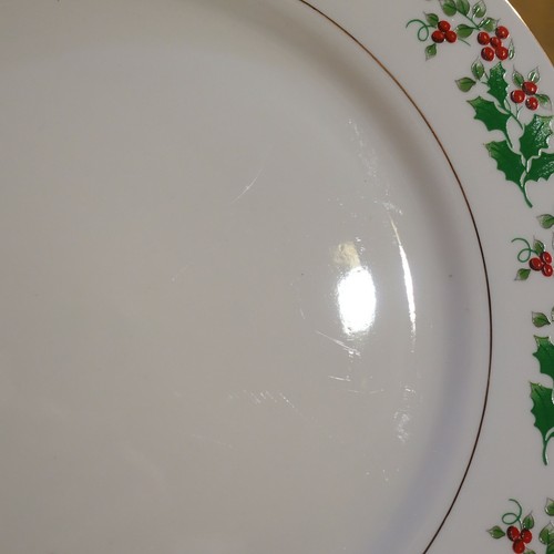 1 Dinner Plate Christmas Charm Gibson 12 Available Mistletoe Swanky Barn - Picture 11 of 12
