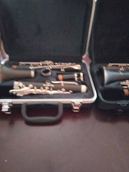 2 clarinetes usados