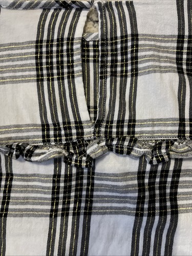 Girls Top Size Large 14 Black White Plaid Long Sleeves Metallic Fibers Ruffled - Picture 10 of 10