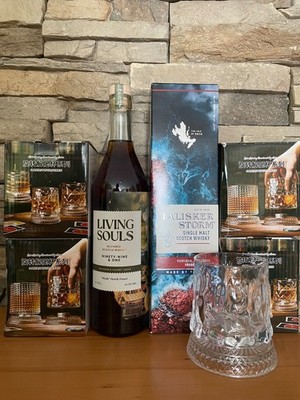 Single Malt Set: Talisker STORM + Living Souls ''99+1'' + 4 Gläser