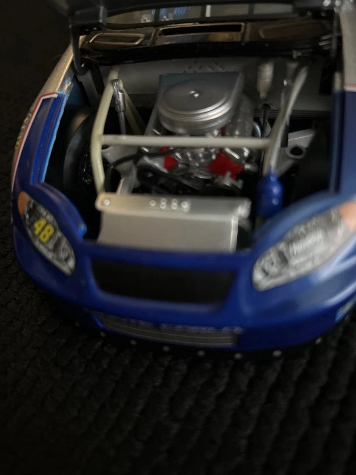 Jimmie Johnson #48 Lowes 2005 1/24 Cor Cromada Elite 40/288 Chevy Monte Carlo - Imagem 3 de 4