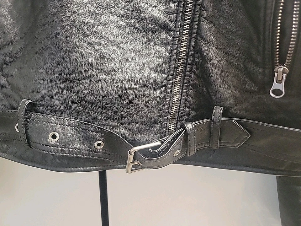 Chaqueta Moto Victoria’s Secret Negra 100% Cuero Talla Grande Foto 4 de 4