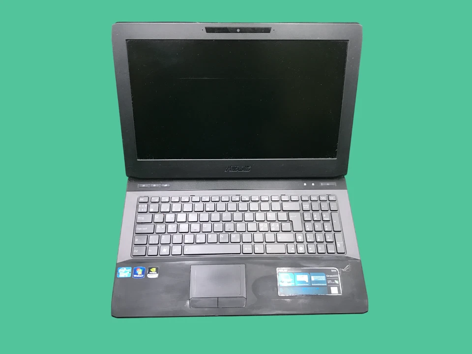 ASUS ROG G53S (i7-2630QM, Sin SSD, Sin RAM), Faltante Tapa Inferior, DEFECTUOSO - Imagen 2 de 4