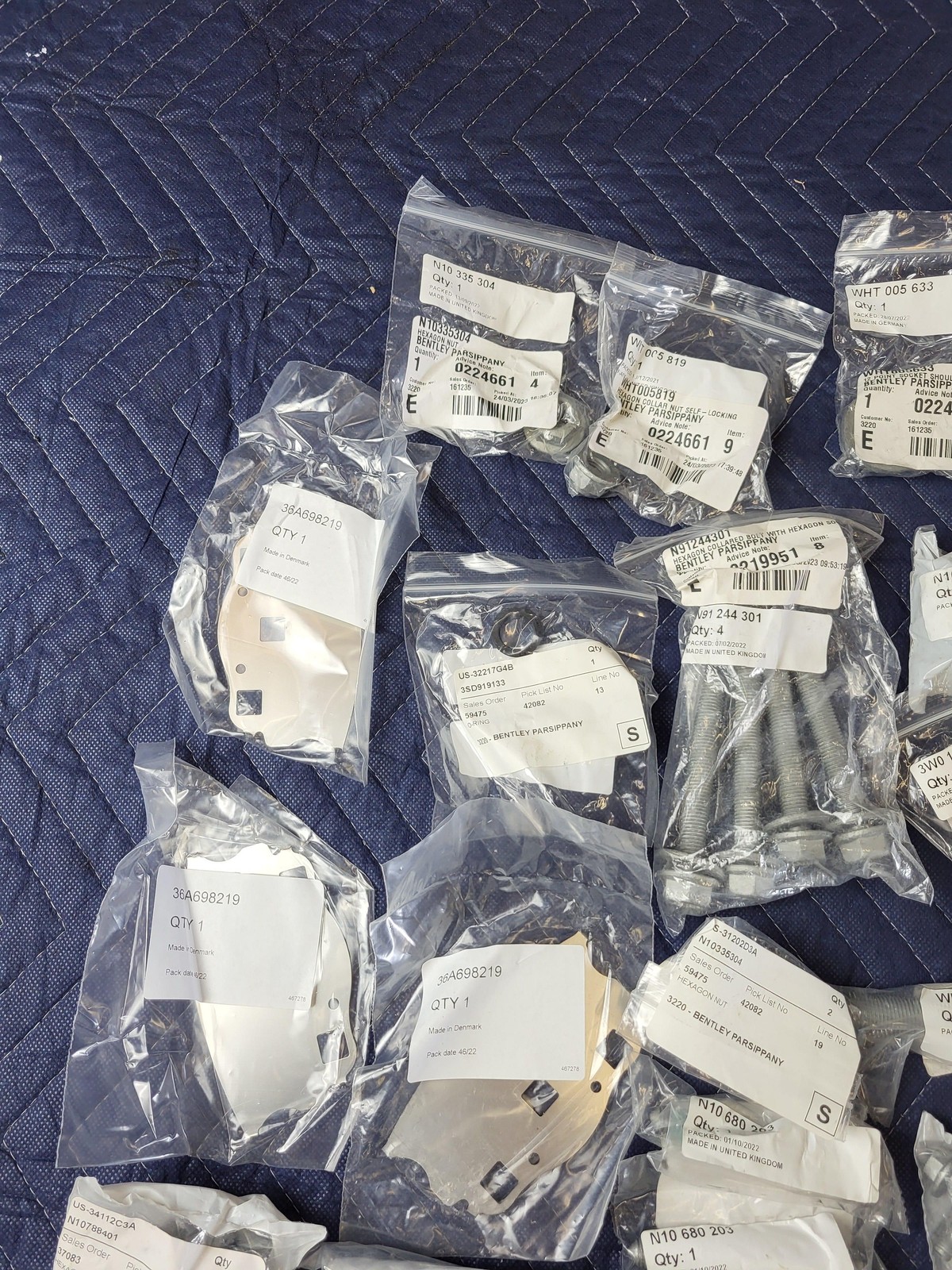 2019-2024 Bentley Continental Suspension Mounting Nuts Bolts Rings NEW 36A698219