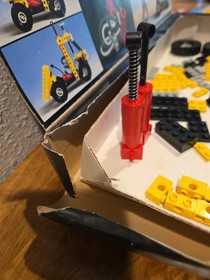 LEGO TECHNIC: Universal Set (8040)