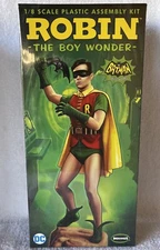 Moebius 1/8 Scale Burt Ward as The 1966 TV Series ROBIN Model Building Kit New