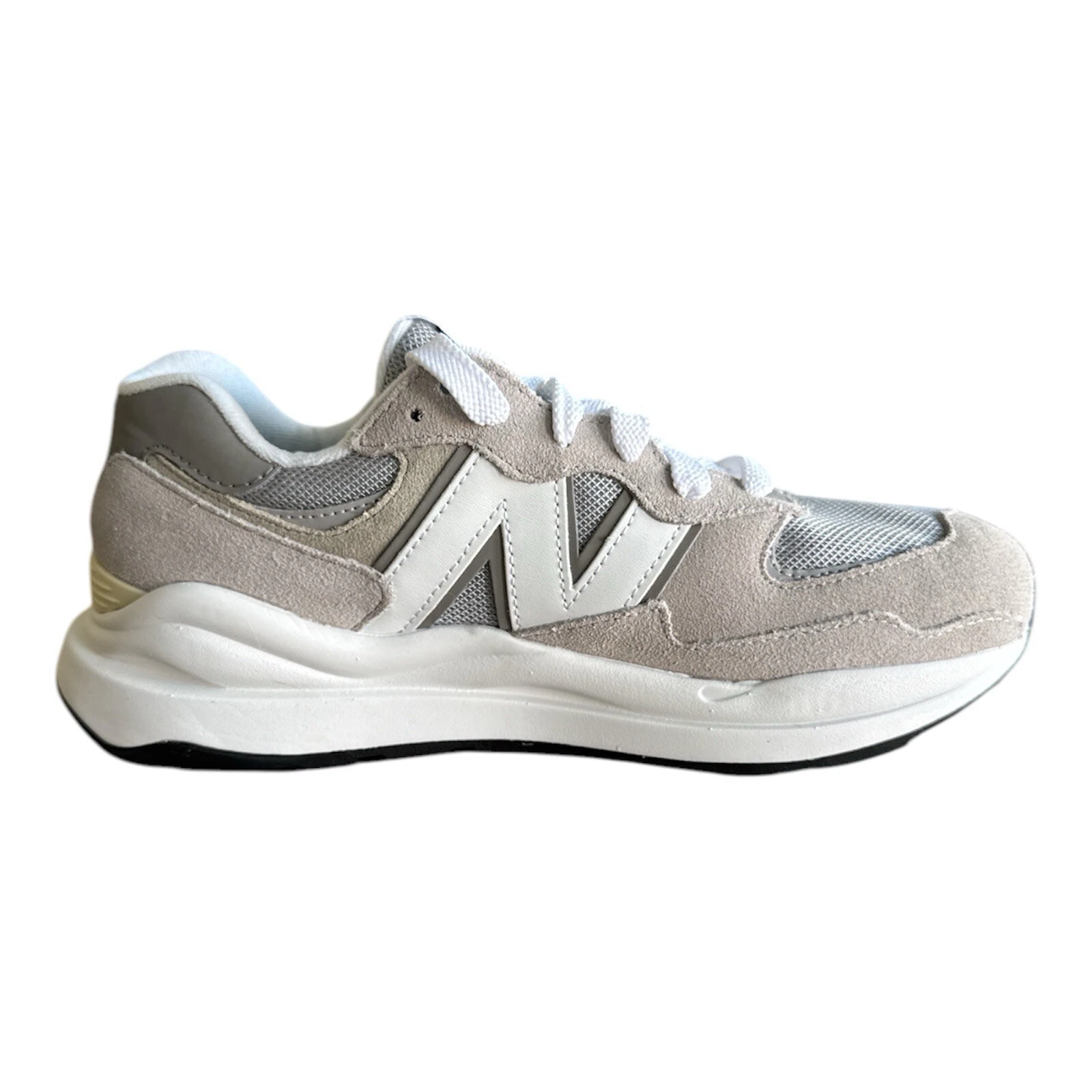 Scarpe da ginnastica New Balance Classic 57 40 taglia 8 5 bianco grigio sneakers New Balance