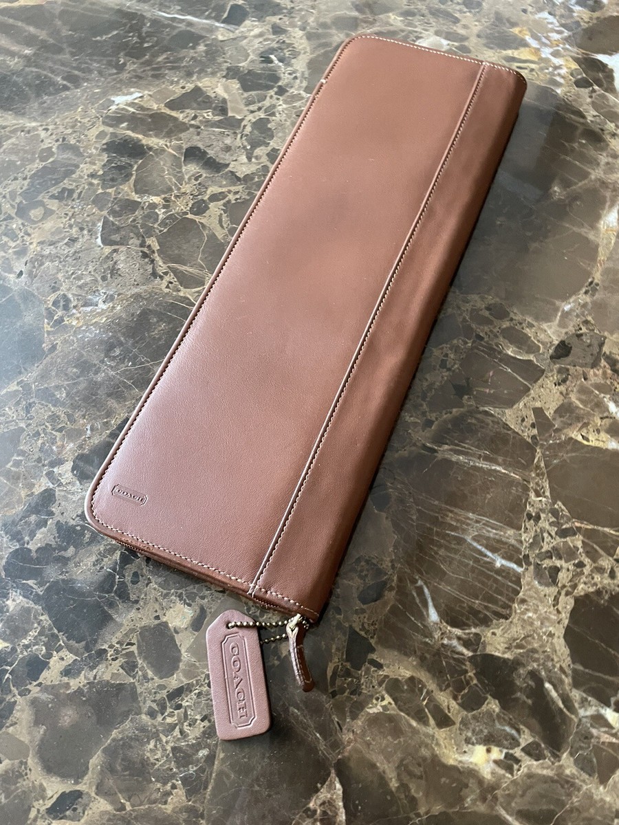 Coach Leather Tie/Accessories Travel Case Zip Around W/Hang