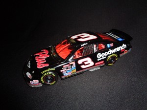 XRARE-1-24-Dale-Earnhardt-3-Goodwrench-Plus-1998-VINTAGE-Die-Cast-NASCAR
