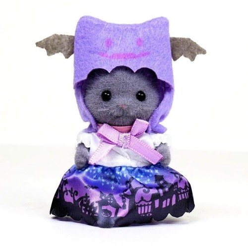 Calico Critters Sylvanian Families Persian Cat Mother - Spooky Dress & Bat Hat