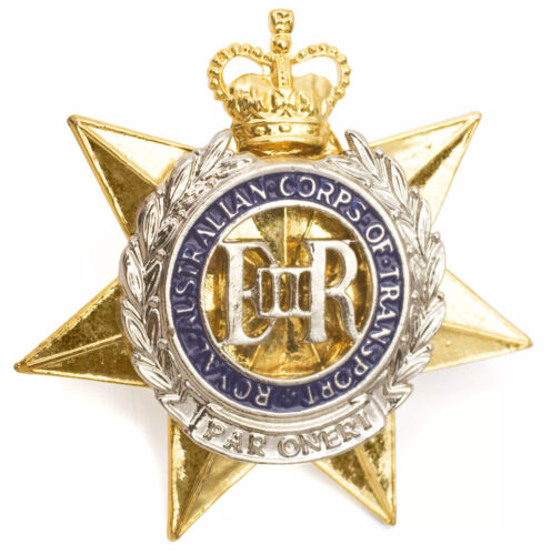 RACT Hat Badge - Picture 1 of 1