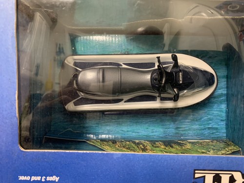 ERTL 1/18 Sale Diecast Polaris Genesis #13148 - Picture 3 of 6