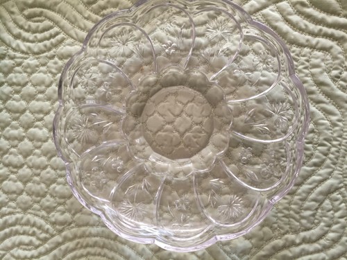 "CRYSTAL CLEAR" 9" THISTLE SERVING PLATTER/ LARGE PLATE - Picture 2 of 3