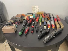 lot of vintage locomotives, carriages and accessories