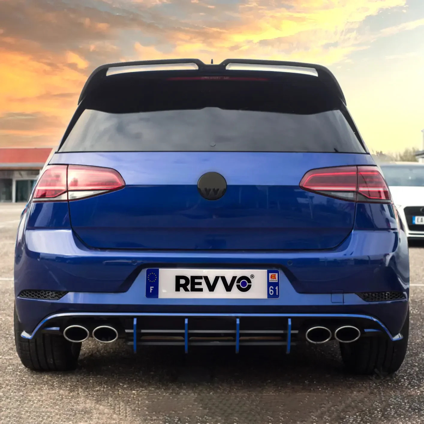Diffuseur arrière Golf 7.5 GTI de finition premium aspect carbone pour look racé