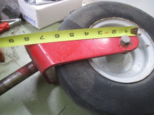 2 Zero Turn Mährollen Joche Pfosten & Vorderreifen, Toro Pull 1" x 3 3/4" Welle - Bild 4 von 6