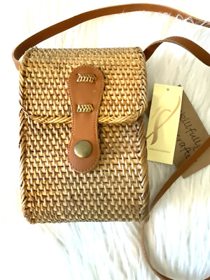 Wicker Woven Small Crossbody Bag w/ Leather Strap & Closure Tan NWT Collection18
