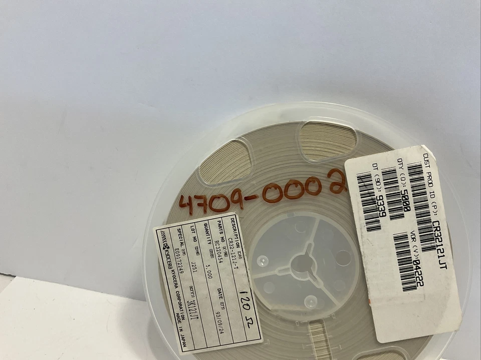 Kyocera Semiconductor RC320454, CR32-121J-T 1 carrete de 5000 Foto 3 de 4