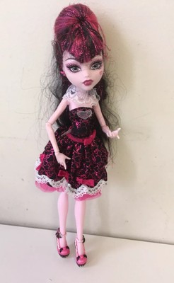 draculaura 1600 doll
