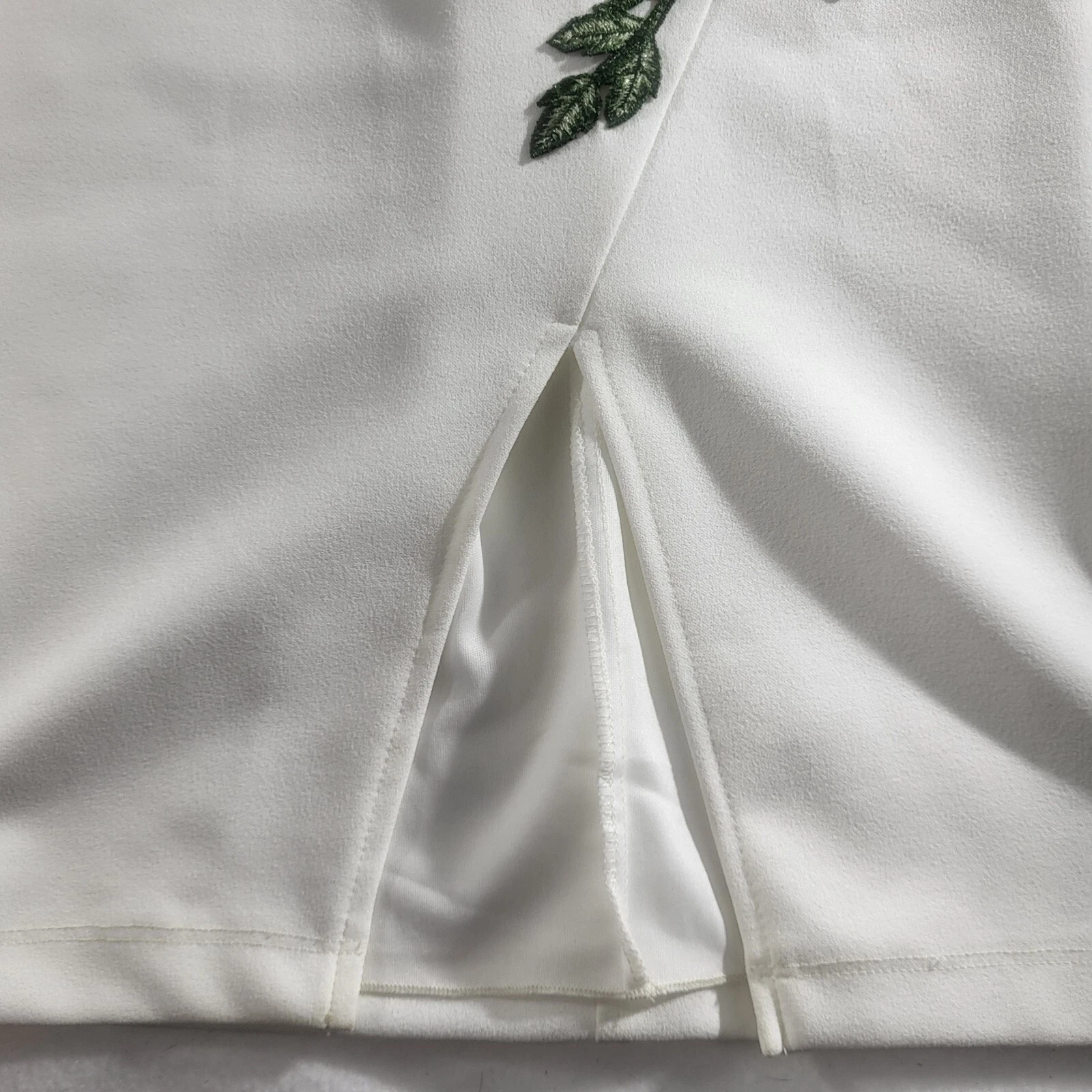 OFF WHITE Abito nuovo con etichette Premier Armour bianco ricamato a spalla abito lunghezza media 12