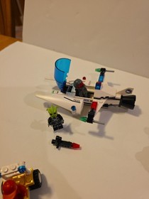 Lego City Lot Of 4---60157 Starter Set, 6455 Car, 60066 Police, 5981 Raid VPR 