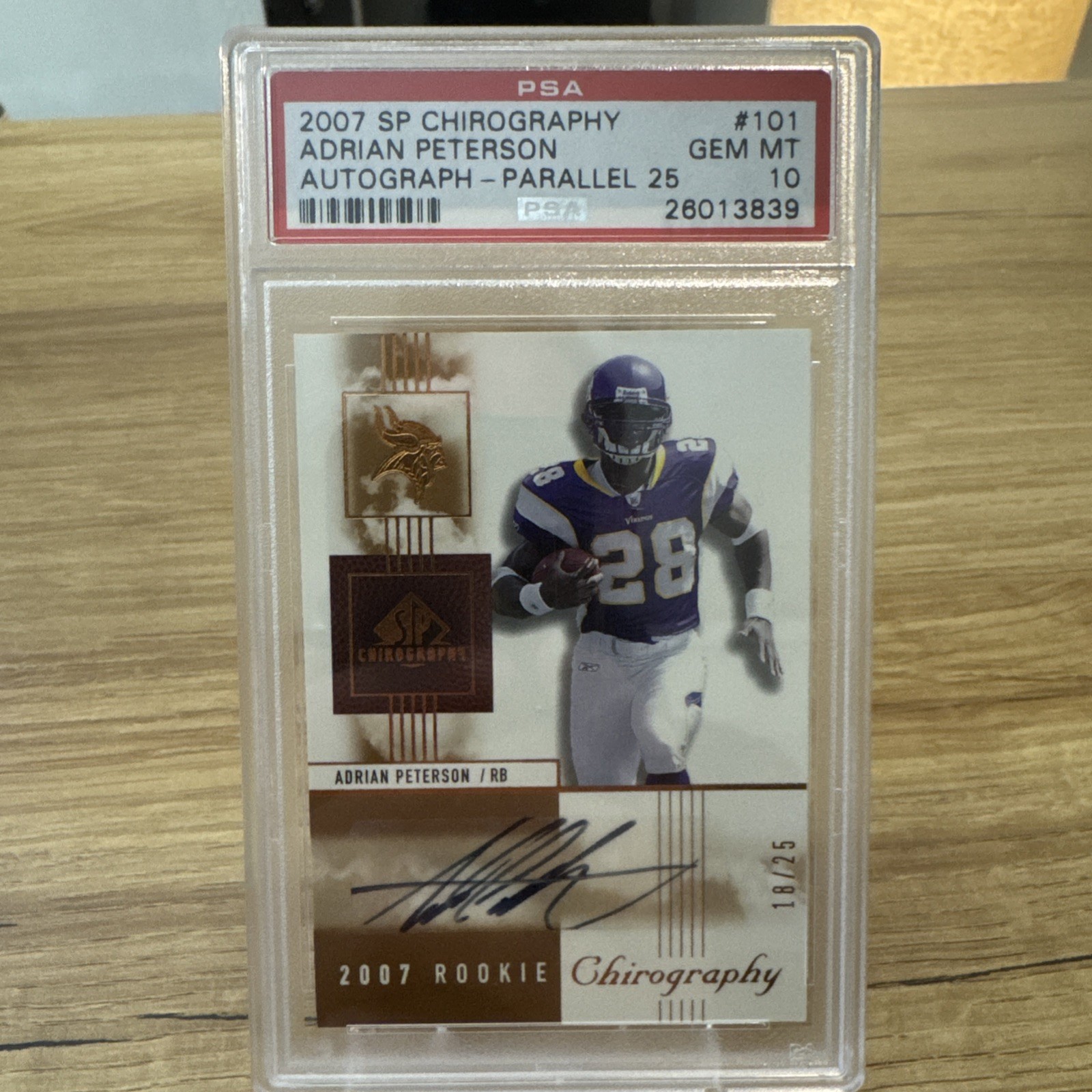 Adrian Peterson SP Chirography #101 Autograph-Gold