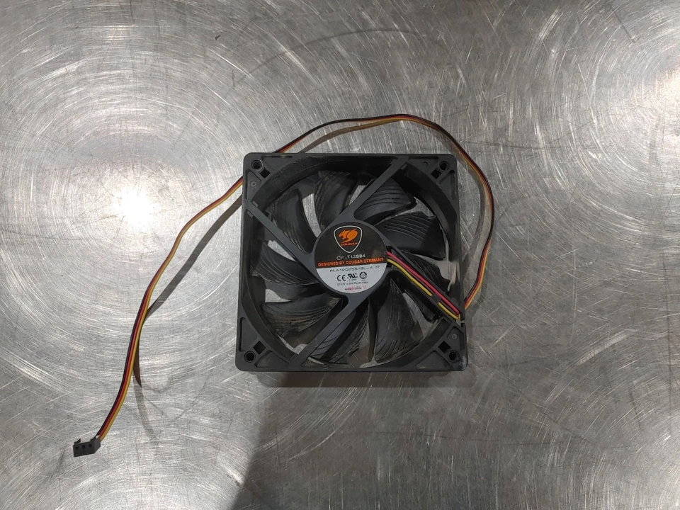 COUGAR CF-T12SB4 120MM 3 Pin Computer PC Case Fan - Fair - Image 2 of 2