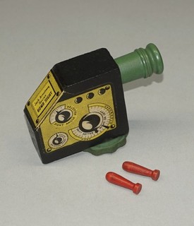 ORIGINAL 1942 WHEATIES JACK ARMSTRONG SECRET BOMB SIGHT CEREAL PREMIUM TOY