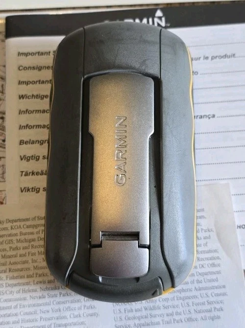 Sistema GPS GARMIN Oregon 200 com lote TOPO 24k oeste, 24k norte central, Nat Geo - Imagem 3 de 4