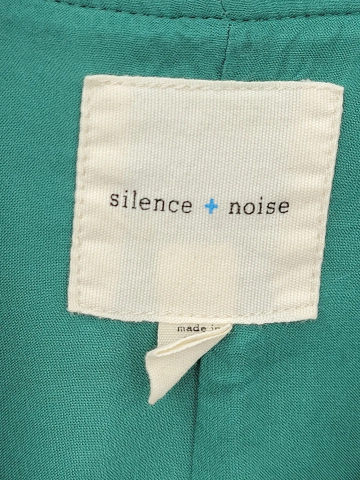 Chaqueta Bomber Silence and Noise Mujer Verde Mediana Bolsillos con Cremallera Forrada Boho Foto 3 de 4