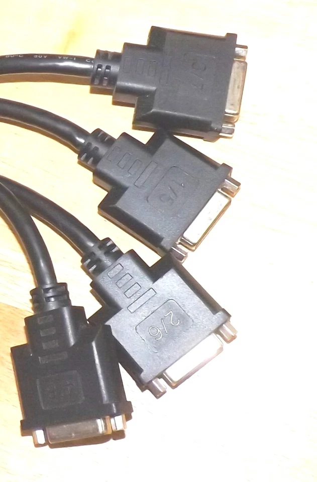 4x DVI (✔️8 Monitor✔️) Video Cable Outputs are numbered: 1/5, 2/6, 3/7, and 4/8 - Image 4 of 4
