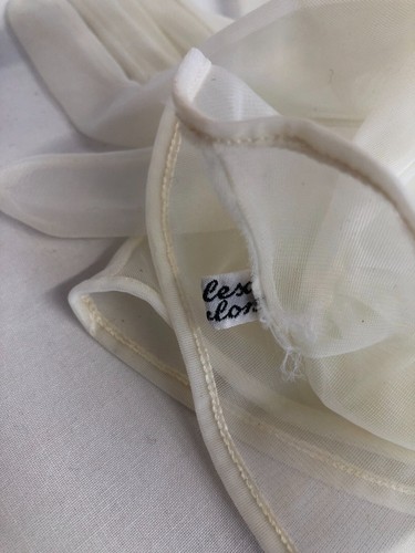 Guantes Finos Transparentes Blanco Mujer Elegante TALLA XS G035 - Imagen 7 de 13