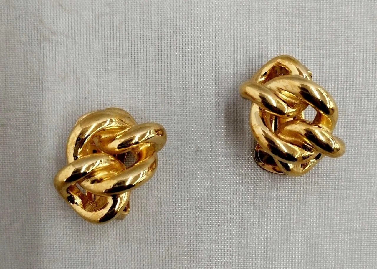 boucles d'oreilles vintage christian dior du Japon