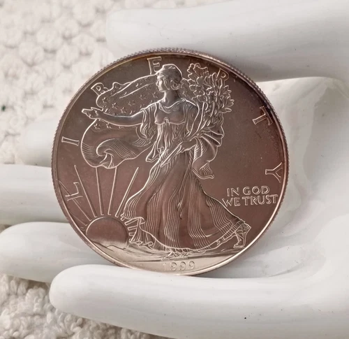 1999 American Eagle Walking Liberty One Ounce Fine Silver Coin Very Fine